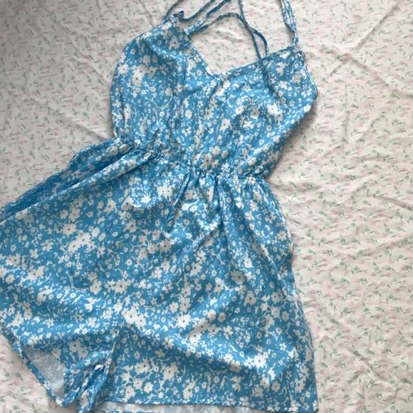 SHEIN Strappy Open Back Floral Romper XS Blue White Sweetheart Neckline - Picture 5 of 16